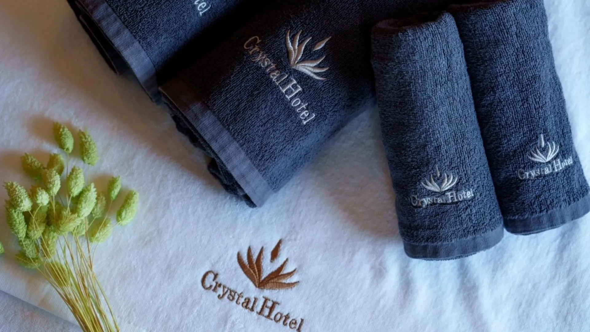 Dotonbori Crystal Hotel - Vacation Stay 77472V Ōsaka